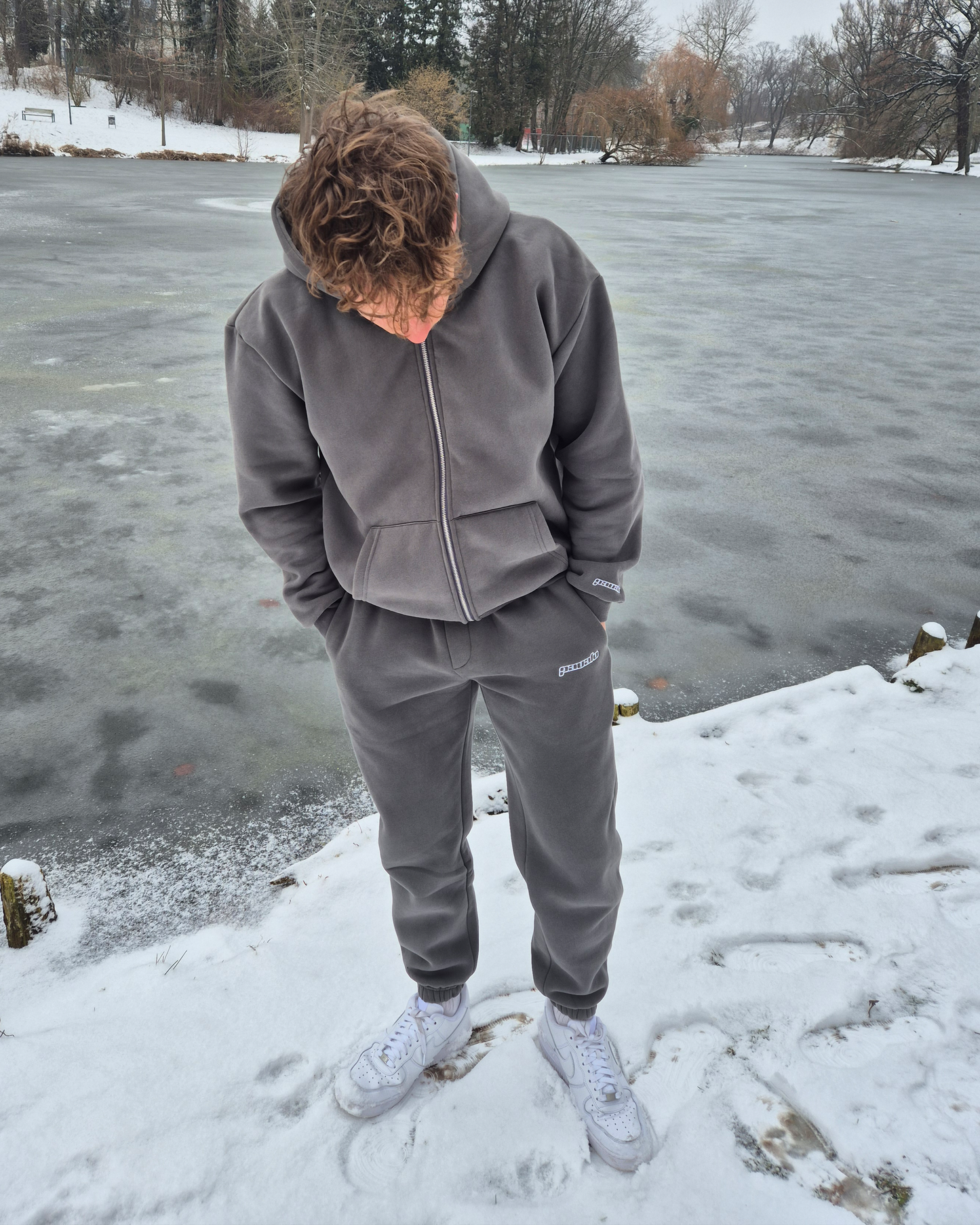 PAVALO® Tracksuit (Zip-Hoodie + Jogger)