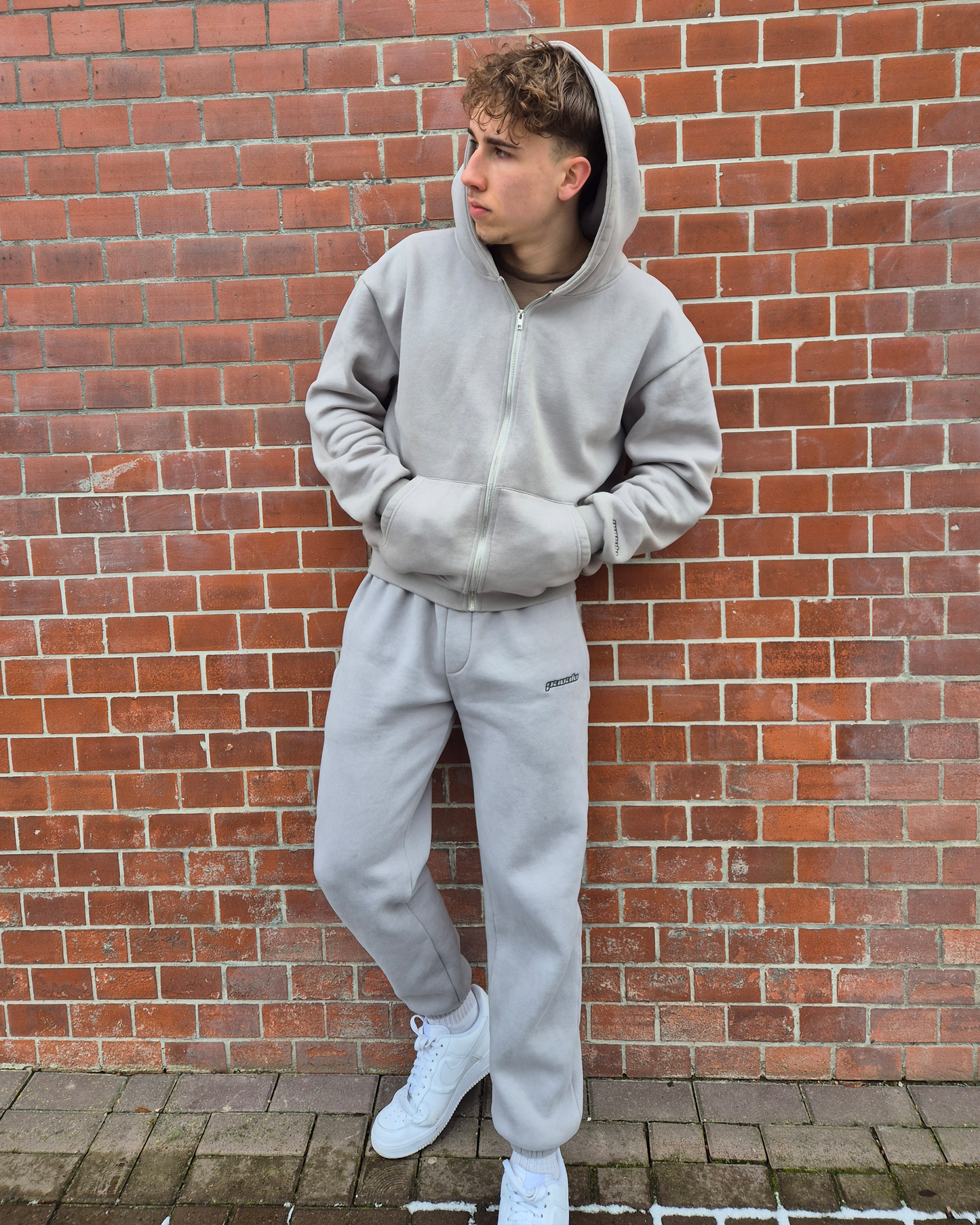 PAVALO® Tracksuit (Zip-Hoodie + Jogger)